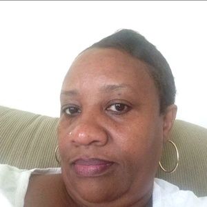 Meet your Posher, Lynda